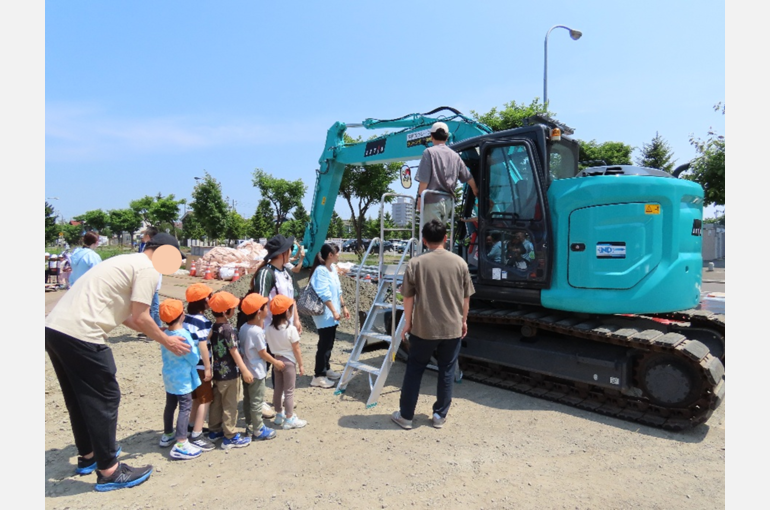 武ダ技建創　こども園　見学